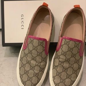AUTHENTIC GUCCI Sneakers
